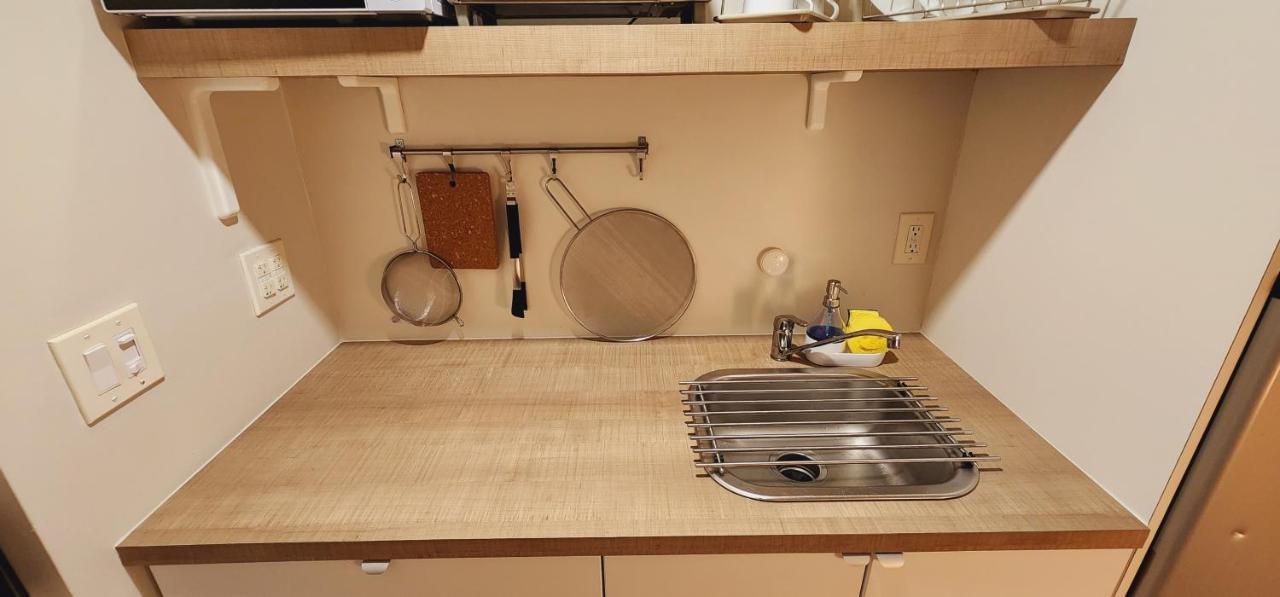 Private Aparment In The Hard Of Miami Unit # 6 Opa-locka